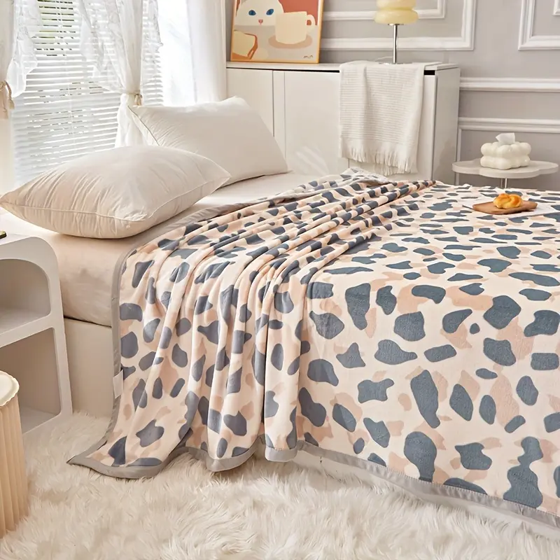Premium Blue Leopard Print Flannel Bed Sheet, Thick Warm Skin-Friendly Anti-Static Single Twin Size, Dorm Home Essential Comfort Bedding