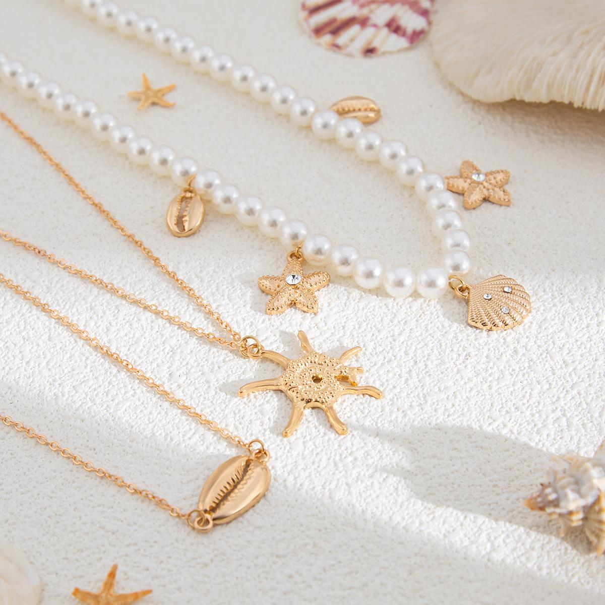 Bohemian Pearl Shell Starfish Layered Necklace for Women, Ocean Beach Vacation Pendant Choker, Summer Fashion Statement Jewelry Gift Adjustable Sparkling