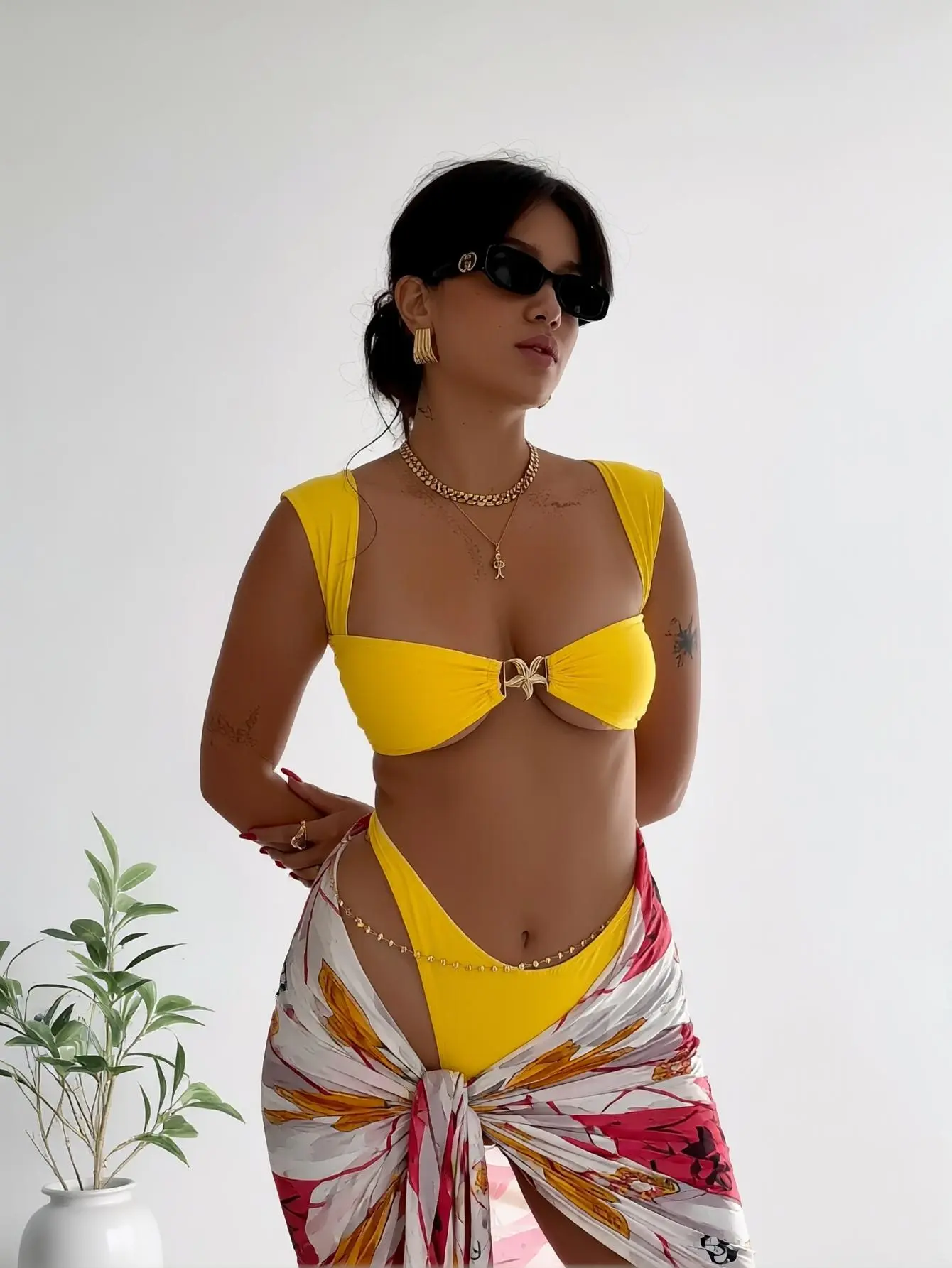 Sporty Yellow 2-Piece Bikini Set for Women, Solid Color Outdoor Swimwear for Surfing and Water Sports, Surfing Enthusiasts, Sporty Bikinis