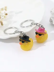 Cute Duck Design Keychain, Colorblock Animal Shaped Keychain for Women & Men, Trendy All-match & Exquisite Keychain As Gift, Stylish Keychain, Cute Keychain Accessory