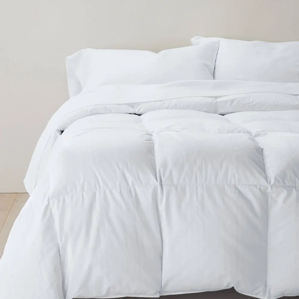 Casaluna Full/Queen All Season Premium Down Fill Comforter - Hypoallergenic, 260 Thread Count, RDS Certified Queen Comforter Set