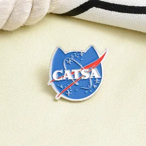 CATSA cat shaped enamel alloy brooch creative cartoon cute baked paint brooch badge suitable for outdoor parties, daily life