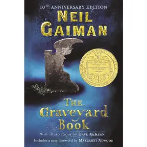 The Graveyard Book by Neil Gaiman||Dave McKean||Margaret Atwood [Paperback Book]
