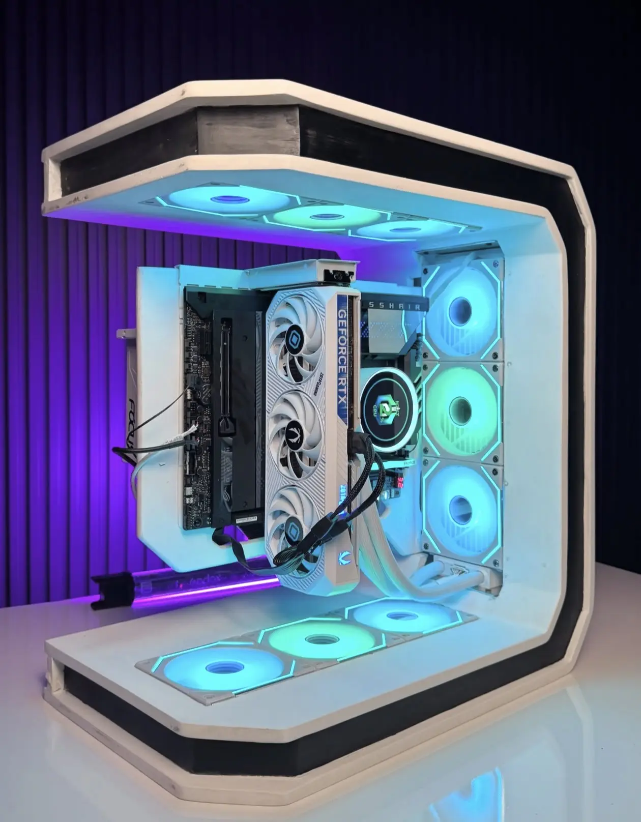 Brand new project U +Gaming RTX 5090 Built Gaming Pc