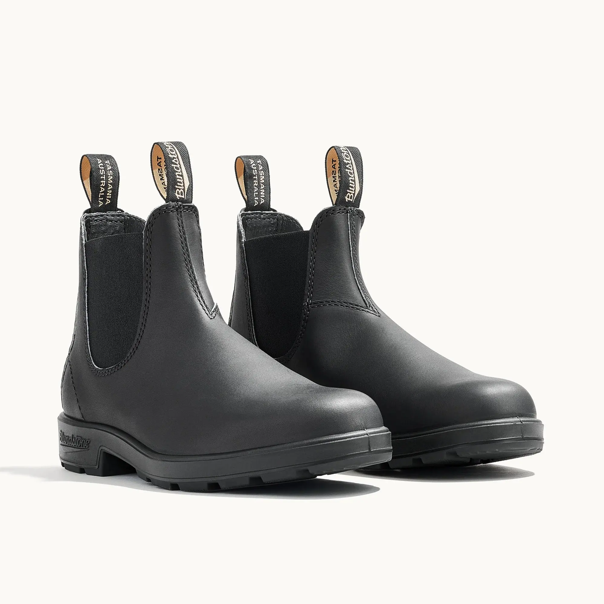 Blundstone 510 Originals Chelsea Boot in Black Leather | Men's