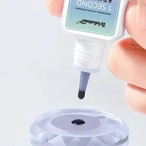 5ML Professional Eyelash Glue, 1 Set Quick Drying Eyelash Extension Glue, Long Lasting Eyelash Adhesive, Eye Makeup Tool for Women, Cosmetic