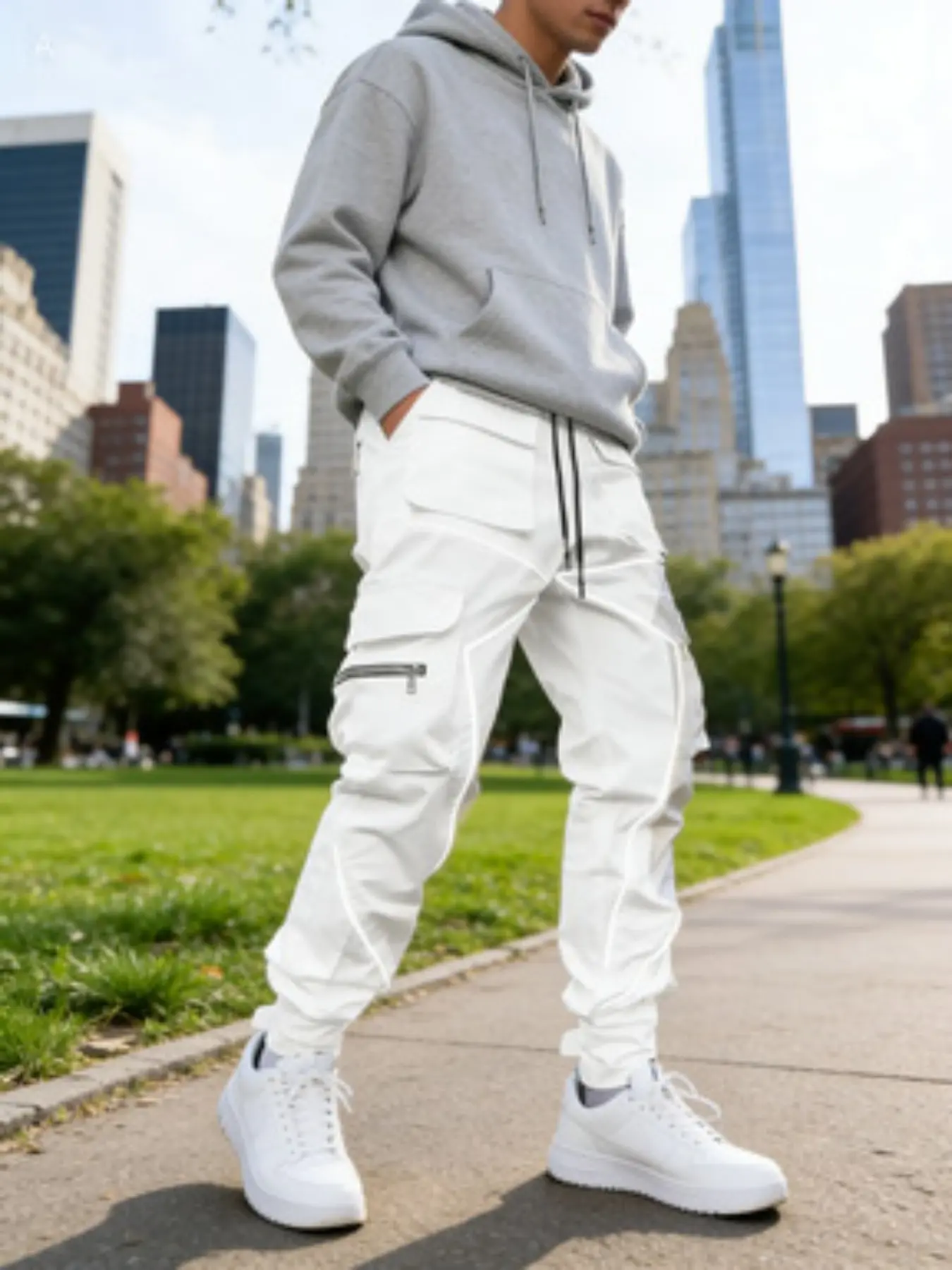 Men's High Street Trendy Cargo Pants, Reflective Line Design, Multi-Pocket Zipper Workwear Pants, Fashionable Men's Casual Trousers