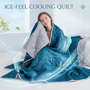 Super Soft, Comfortable Summer Cool Quilt, Thin and Breathable Summer Blanket, Soft Throw Blanket, Smooth for Hot Sleepers, Suitable for Bedroom, Living Room, Guest Room Use