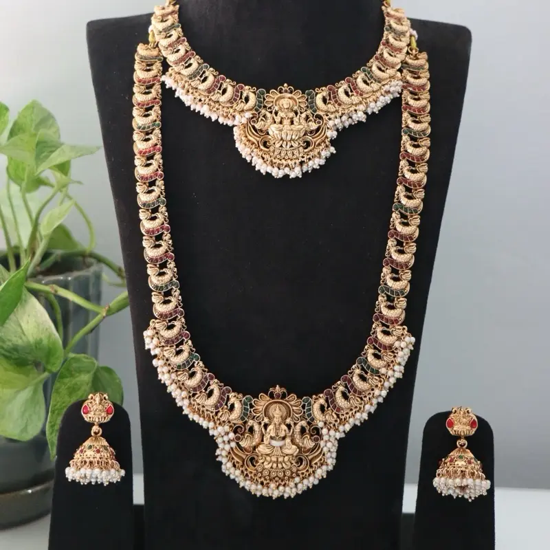 Traditional 3-Piece South Indian Laxmi Temple Set