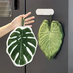 2 pcs Creative Leaf-Shaped Bathroom Towel, Hangable Absorbent Microfiber Towel, Ideal for Bathroom Dining Kitchen Use, Soft Absorbent Towel