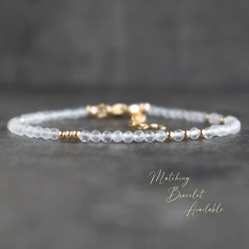 Natural Dainty Clear Quartz Tiny Beads White Crystal Healing Charka Crystal Gold-Plated Chain Minimalist Bracelet Gift for Women