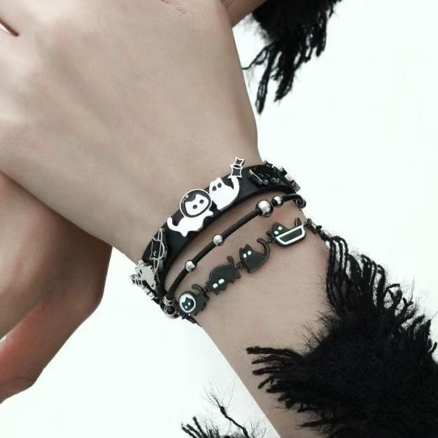Y2K Cute Night Owl Cat Bracelet Sweet Cool Kitten Leather Bangle for Women Girls Unique Playful Jewelry Gift