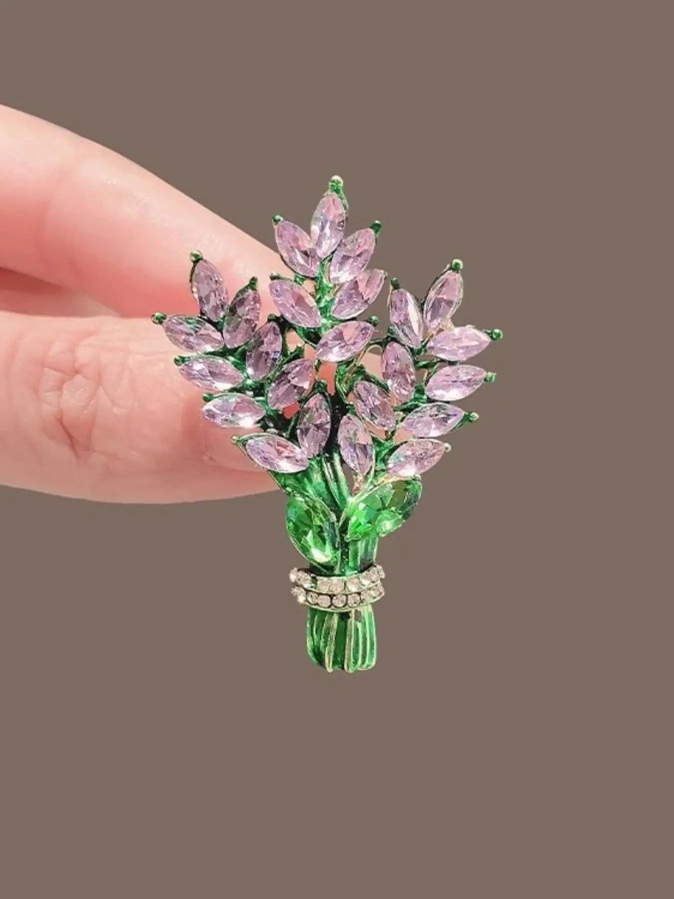 Lavender Bouquet Brooch for Women, Stylish Crystal Lapel Pin for All Seasons, Elegant Accessory for Casual Wear, Flower Brooch