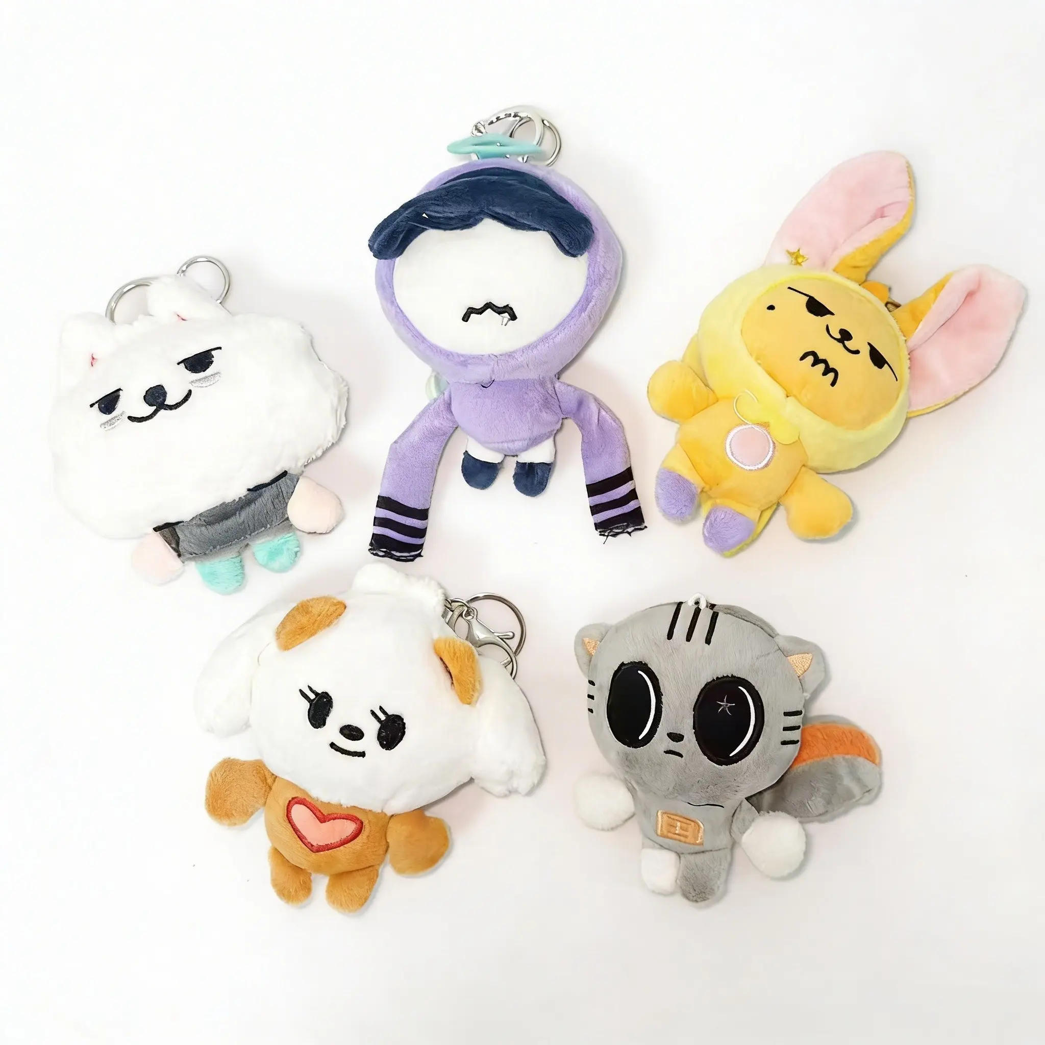 5pcs TXT Plush Keychain Set for Backpack, Keychain for Bags, Trendy Cute Keychain, Cute Keychain Accessory, Cute Korean Idol Keychain Accessories Purse Charm Pendant Gift for Women