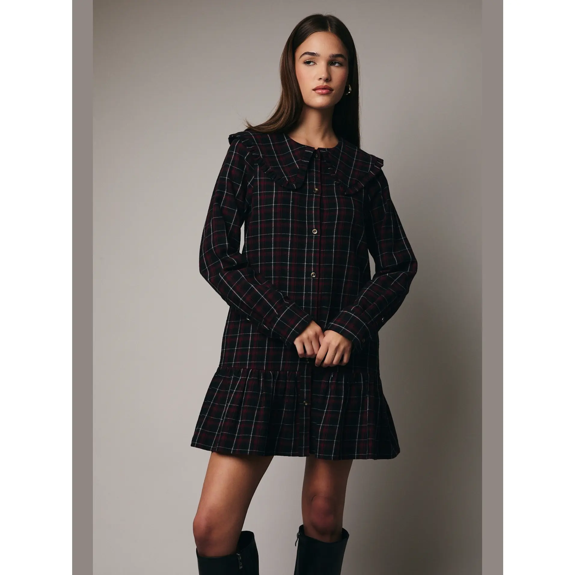 Christmas plaid short dress with long sleeves