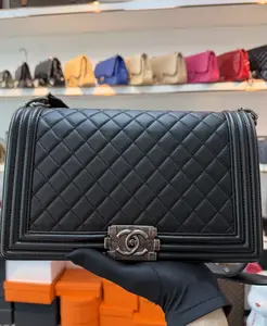 Pre-owned CHANEL leboy 21398661