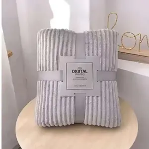 New 70x100cm Single Person Small Blanket Solid Color Coral Velvet Air-Conditioned Plush Comfortable and Warm Solid Color Blanket