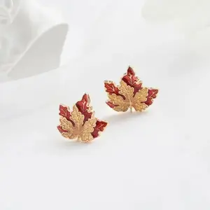 Maple Leaf Small Stud Earrings Gold Earrings Luxury Jewelry