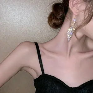 Shimmering Net Crystal Rhombus Dangle Earrings, Silver Plated Fish Hook Long Tassel Earrings for Bridal Banquet Club