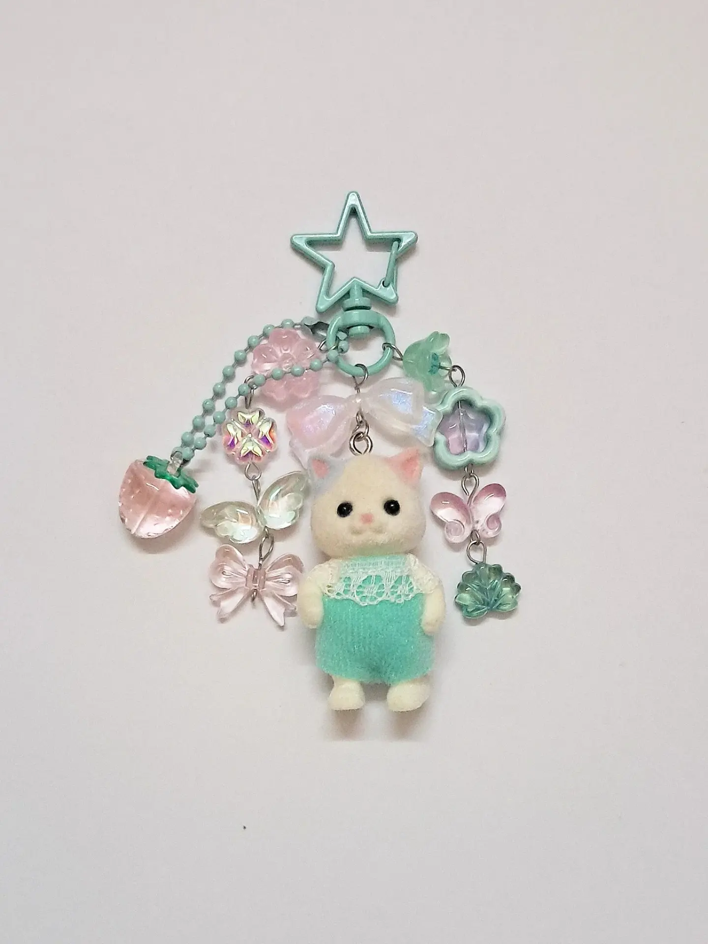 Handmade Cute Animal Family Caramel Cat Keychain, Unique Handcrafted Accessory, Perfect Gift for Animal Lovers, Durable & Stylish Design, Cute Charms Keychain, Keychain Decor