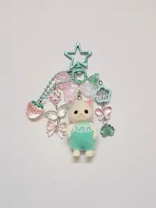 Handmade Cute Animal Family Caramel Cat Keychain, Unique Handcrafted Accessory, Perfect Gift for Animal Lovers, Durable & Stylish Design, Cute Charms Keychain