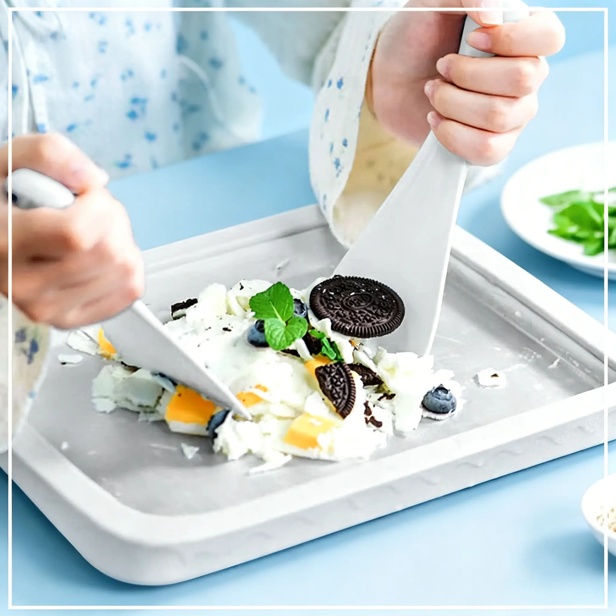 304 Stainless Steel Ice Cream Maker Machine - Rolled Gelato/Frozen Yoghurt Pan with Spatula, Easy Clean Complete All-in-1 Package Set for Family Fun 30 Min DIY Treat, Car Interior Stowing & Tidying Accessory