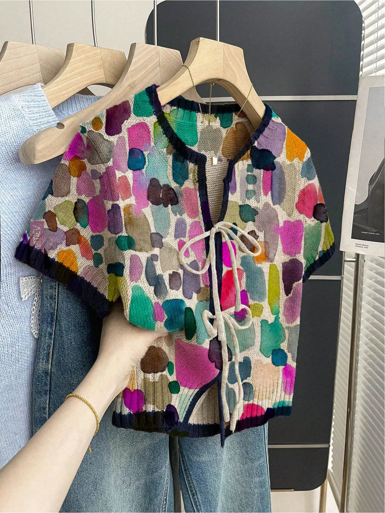 Women's khaki bohemian vacation short-sleeve knit top. Loose round neck, contrast color print, front tie and contrast piping. Comfortable for spring & summer casual wear. Womenswear
