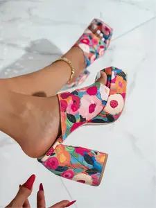 Plus-size women's new Summer open-toe thick-soled slip-on chunky high-heeled sandals for outdoor wear, stylish, simple, comfortable, lightweight, versatile, and suitable for everyday use