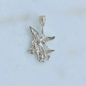 Angel of the Arcángel Miguel. Palta Mexicana 925