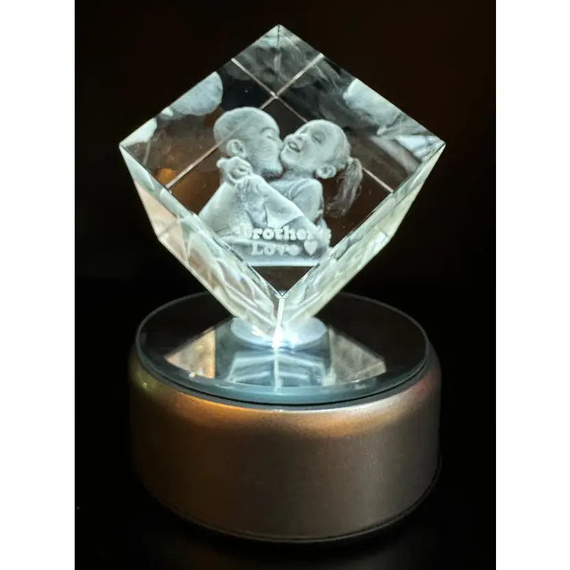 #22         Small Diamond