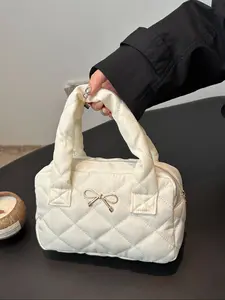 Lightweight and fluffy diamond-quilted women's handbag with a bowknot, a large-capacity and fashionable handbag suitable for women and applicable to various scenarios.