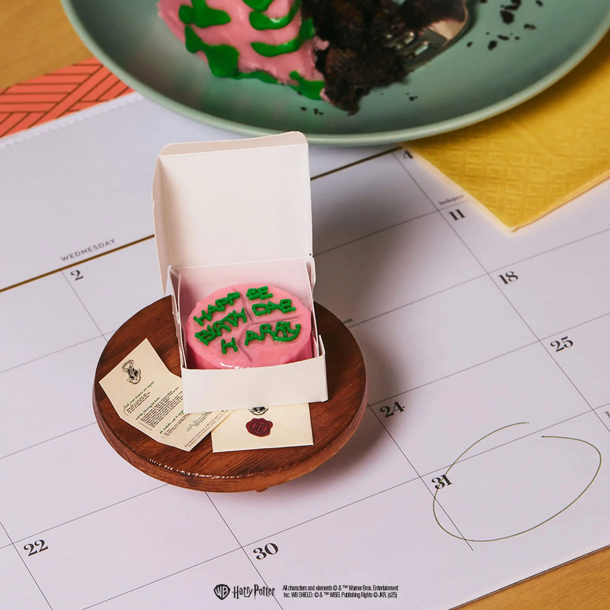 MGA's Miniverse Make It Mini Harry Potter's™ Birthday Cake - SPECIAL EDITION, LIMITED, EXCLUSIVE