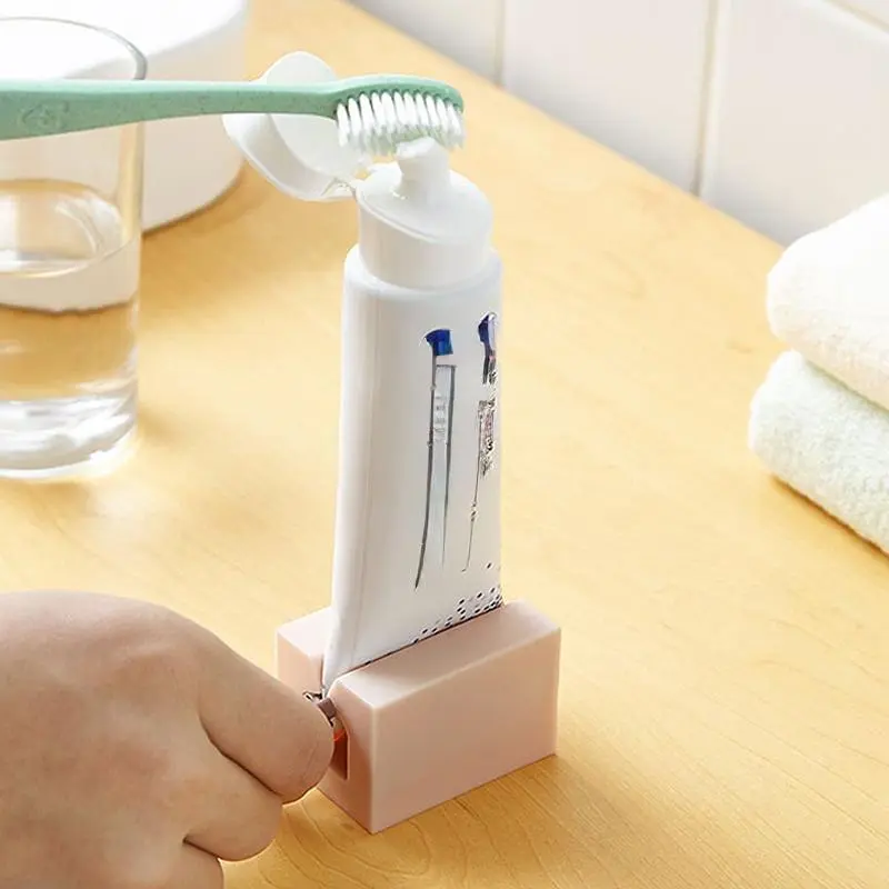 1pc Plastic Toothpaste Tube Squeezer: The Lazy Household's Essential Bathroom Accessory for Easier Cleaning and Dispensing