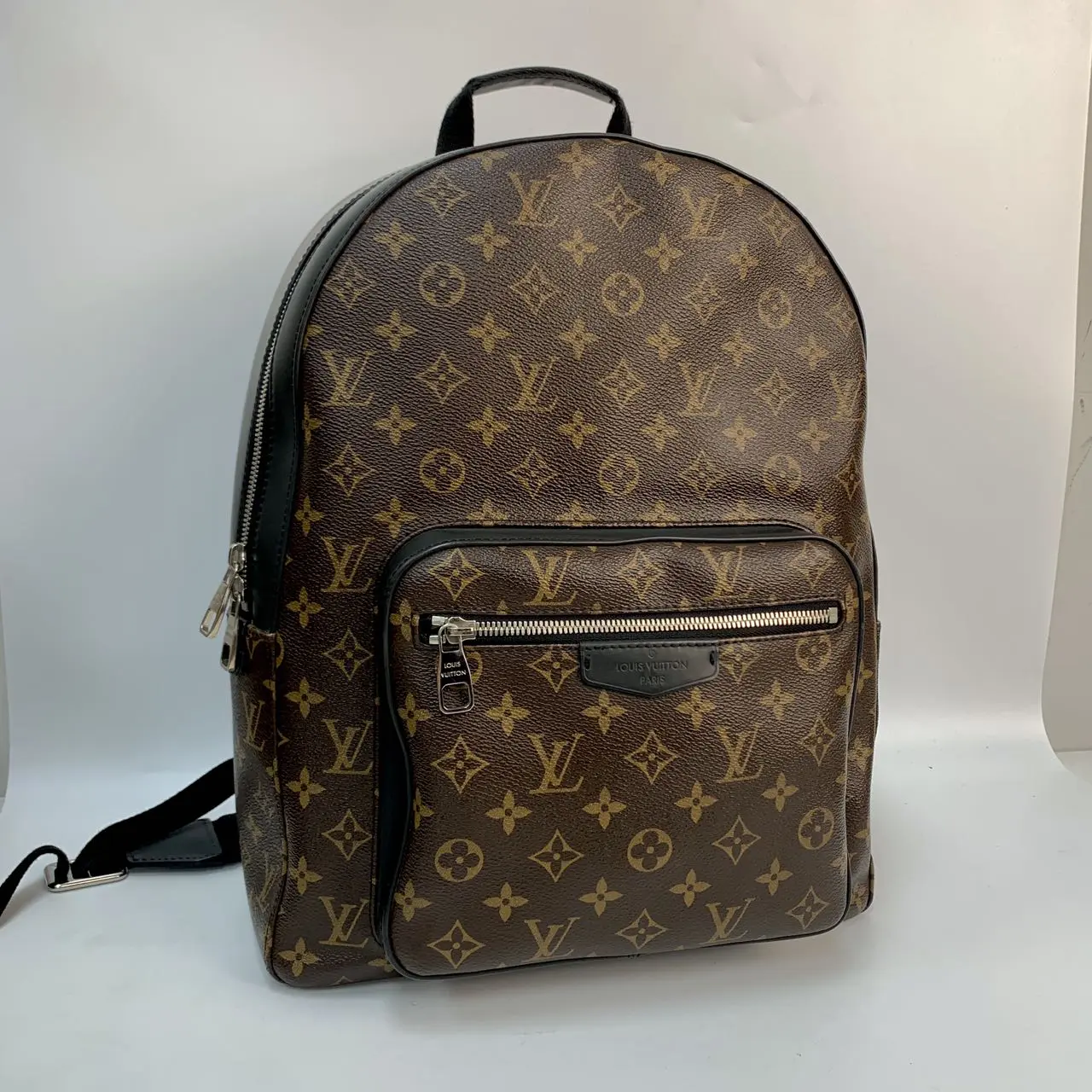 Pre-owned Louis Vuitton leather Backpacks Josh Graphite [NEW KY02198]