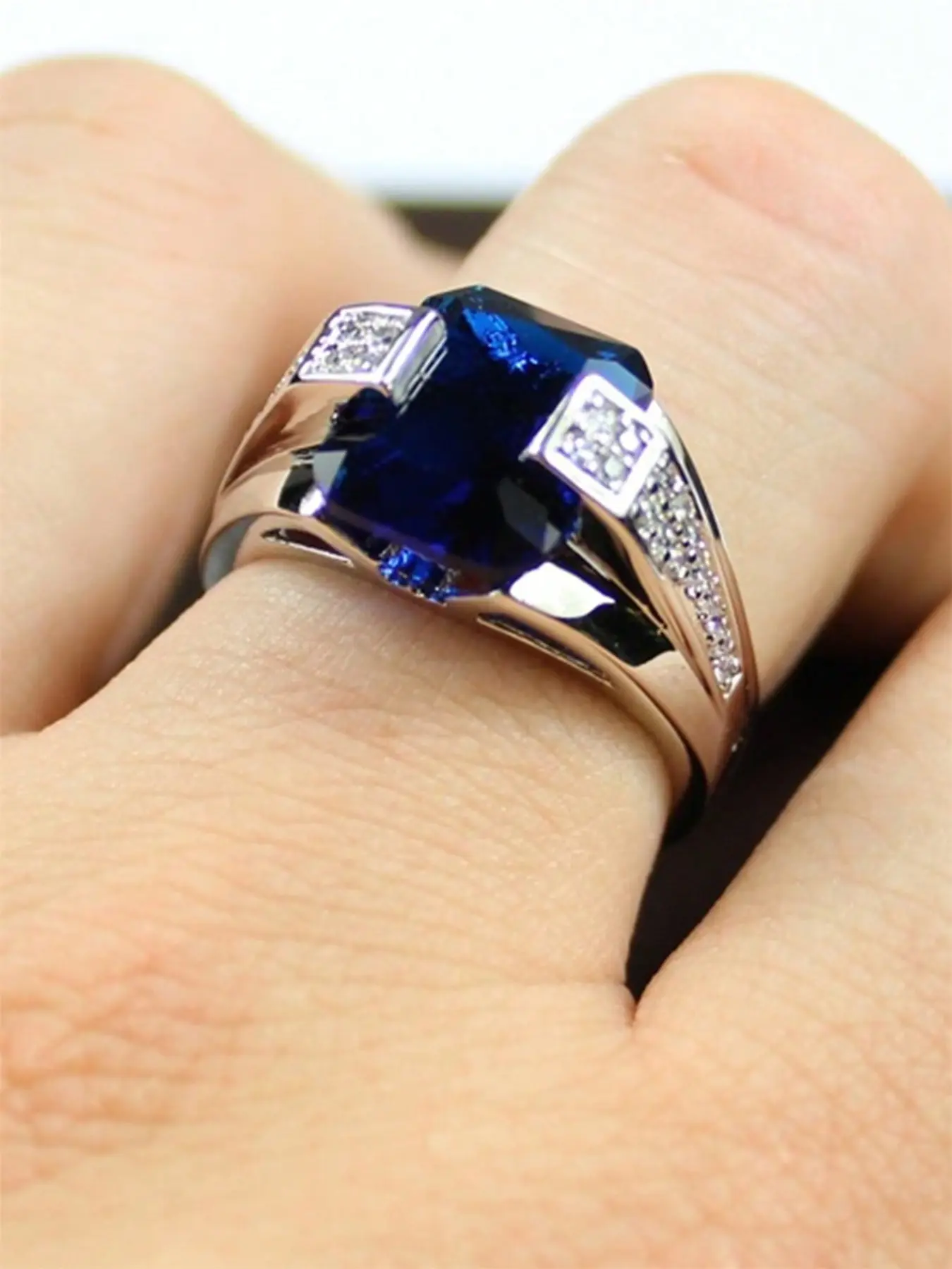 1 PC Classical Cubic Zirconia Solitaire Engagement Ring For Women Beautiful Rings For Wedding Engagement Party Jewelry Valentine's Day Gift Cubic Zirconia Rings