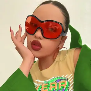 Unisex 2026 Oversized Trendy Wrap-Around Plastic Glasses - Cool 2000s Retro Round Big Shield Shades for Concert Use