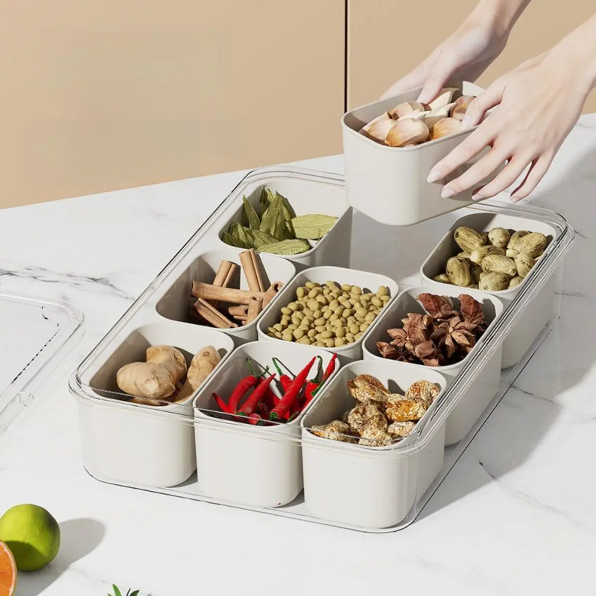 Airtight Divided Spice Storage Box with Labels - Kitchen Food Storage Container for Spice Organization deli leak proof large dry fruit food-grade