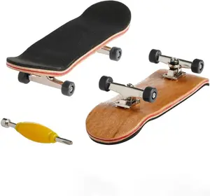 Wooden Finger Skateboard, 1Pc Professional Fingerboard, Fidget Toy for Kids & Adults, Portable Finger Sports Desk Toy,silent fidget toy