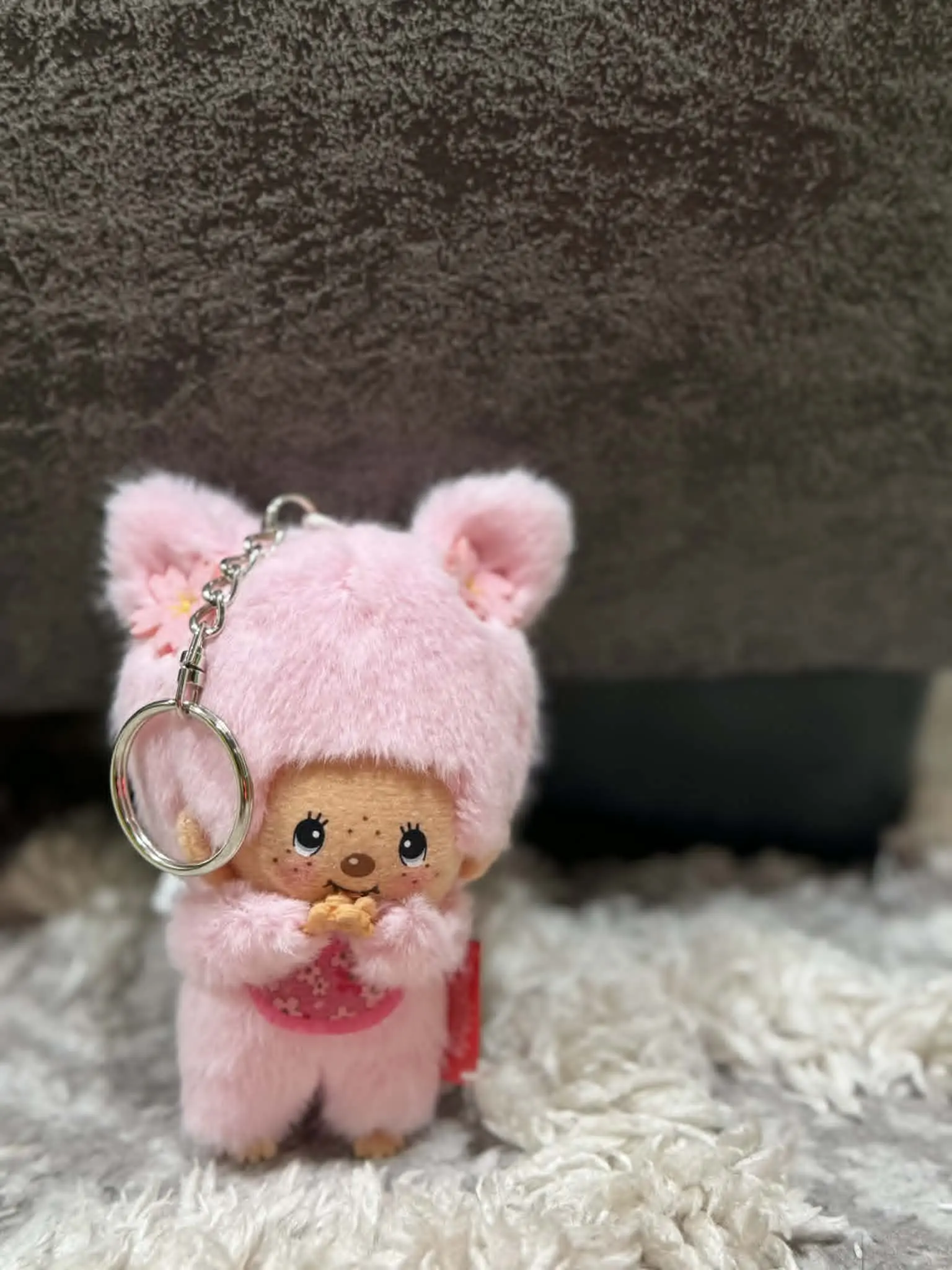 Pink Fashion Keychain, Stylish Accessory for Daily Use