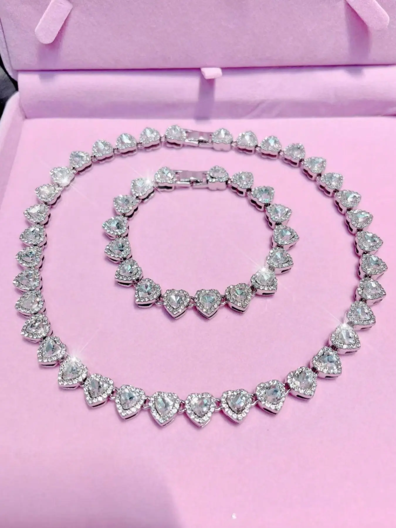Rhinestone Heart Necklace Jewelry Set, Sparkling Necklace and Bracelet Combo, Romantic Gift for Women, Silver Color Jewelry, Perfect for Parties, Rhinestones Set, Heart Shine Set, Choker Set