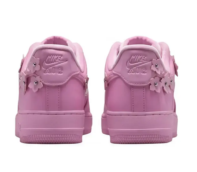 Unisex Low Top Casual Sneakers, Solid Barbie Pink Upper With 3D Flower Ornaments, Cute Street Skate Shoes For Men Women Daily Wear