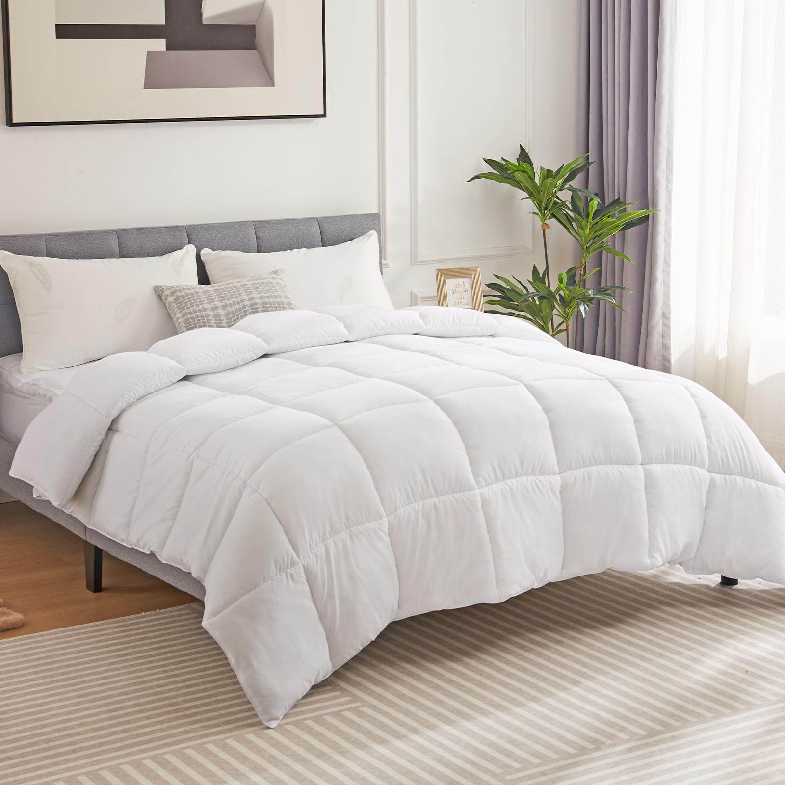 Fluffy Breathable Lightweight Duvet Insert - All Season Bedding Comforter, Quilted Design with Corner Tabs, Box Stitching for Secure Fit, Down Alternative, Super Fluffy, Machine Washable, Fluffy Duvet Insert