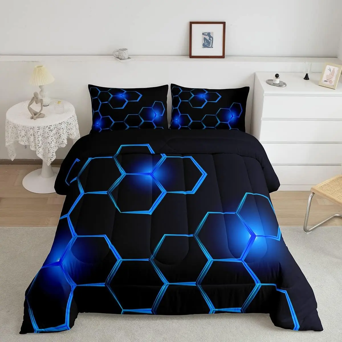 Honeycomb Geometric Comforter Bedding Set - Breathable Microfiber Duvet Set with Beehive Hexagon Duvet, Pillow Cases (Black Red, Blue Options), Breathable Duvet Set, Microfiber Bedding Set