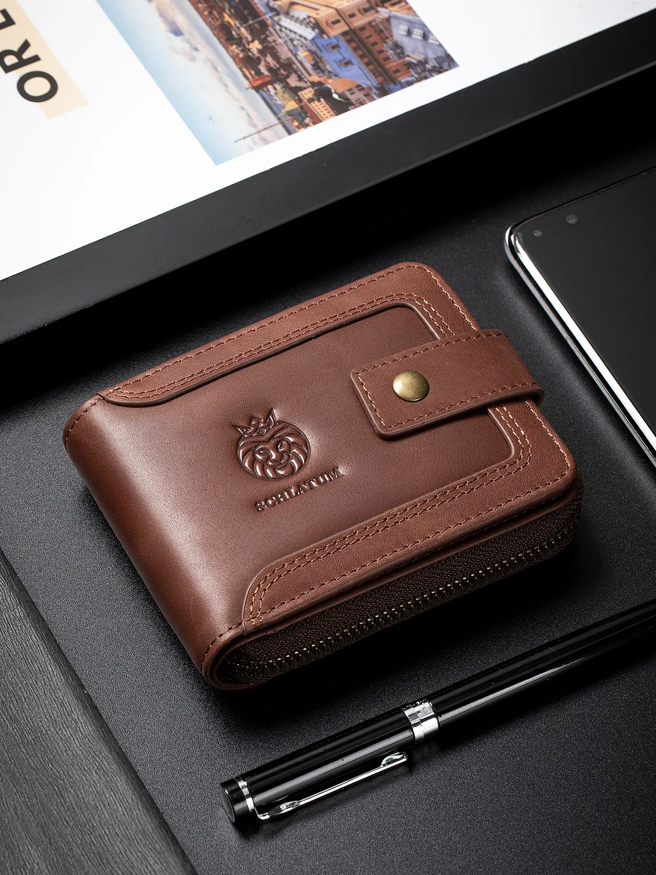 Genuine Leather Zipper Wallet Design for Men RFID Blocking Wallets Large Capacity Vintage Style Wallet with Coin Pocket ID Window Leather Cowhide Wallet