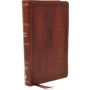NKJV, End-of-Verse Reference Bible, Personal Size Large Print, Leathersoft, Brown, Red Letter, Comfort Print: Holy Bible, New King James Version by Thomas Nelson [Leathersoft Book]