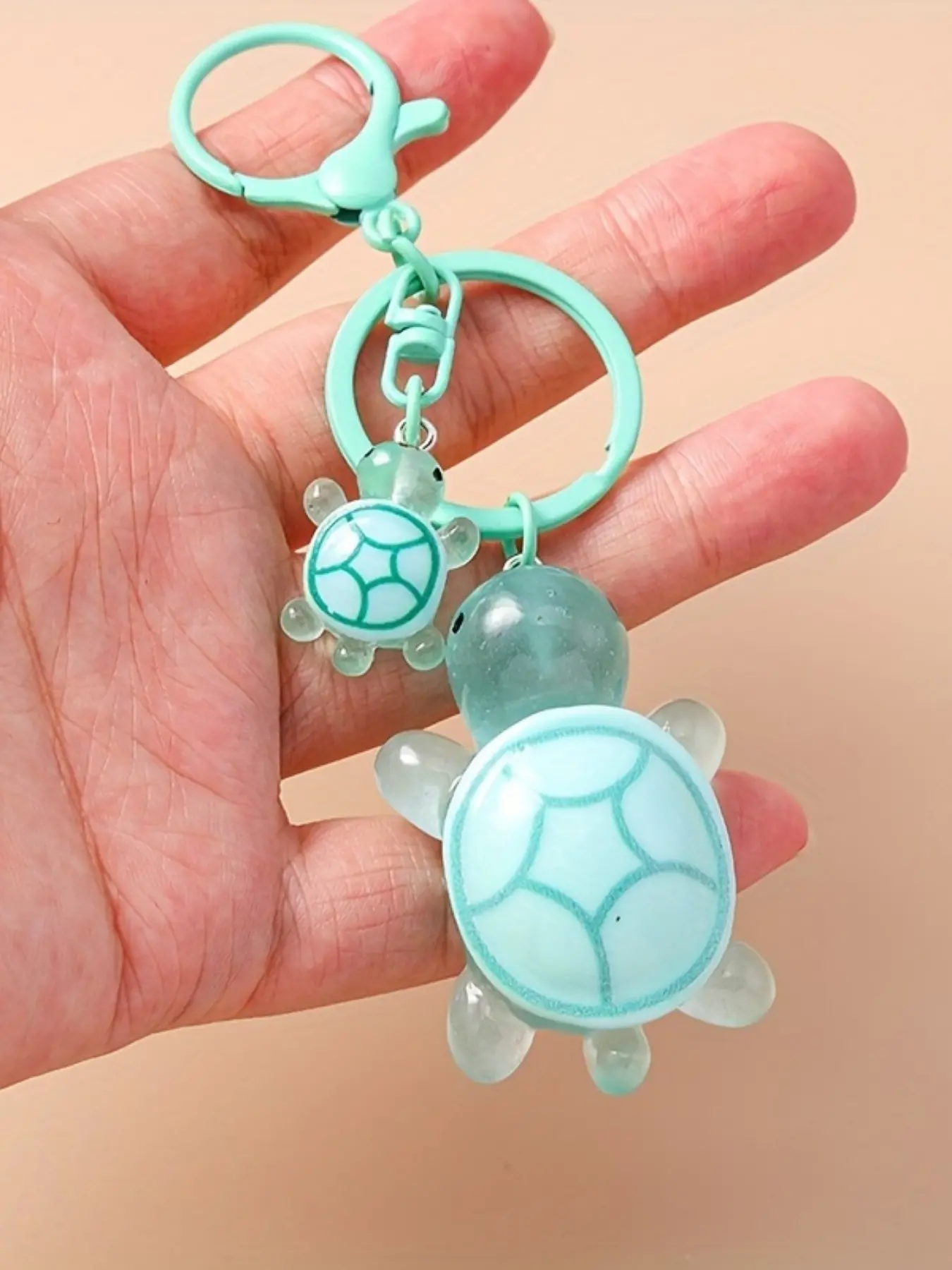 1pc Cute Turtle Keychain for Women - Cartoon Animal Design, Vibrant Colors, Durable Plastic Shell with Metal Ring Clasp, Decorative Key Ring Accessory for Everyday Carry, Turtle Jewelry, Lightweight Charm, Stylish Keychain, Keychain for Bags
