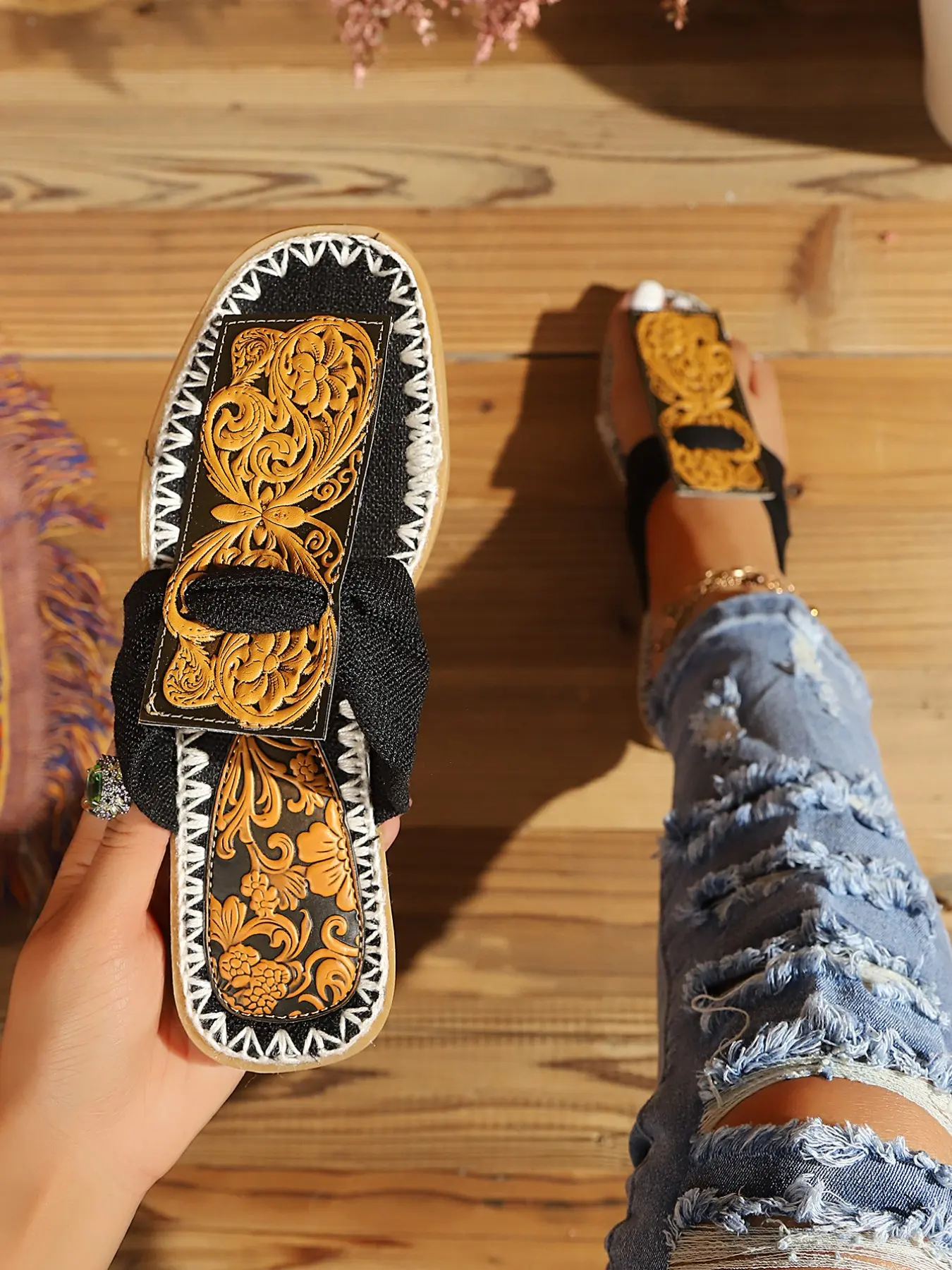 Vintage Floral Western Cowboy Casual Outdoor Sandals, Colorful Flower Print Fabric Strap Design, Women's Summer Outdoor Comfortable Flat Flip Flops