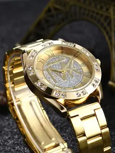 Light luxury ladies' watch with shiny circular dial, unique Roman scale, and non adjustable strap, suitable for small wrists, gifts for mothers and friends, suitable for Mother's Day gifts, birthday gifts, and daily wear, does not include packaging box