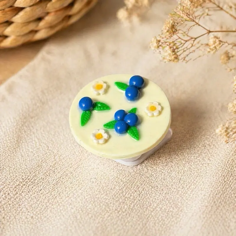 Handmade Blueberry Floral Polymer Clay Page Clip for Coloring Enthusiasts Durable Spring Mechanism Planner Clip Multi-Purpose Desk Decor