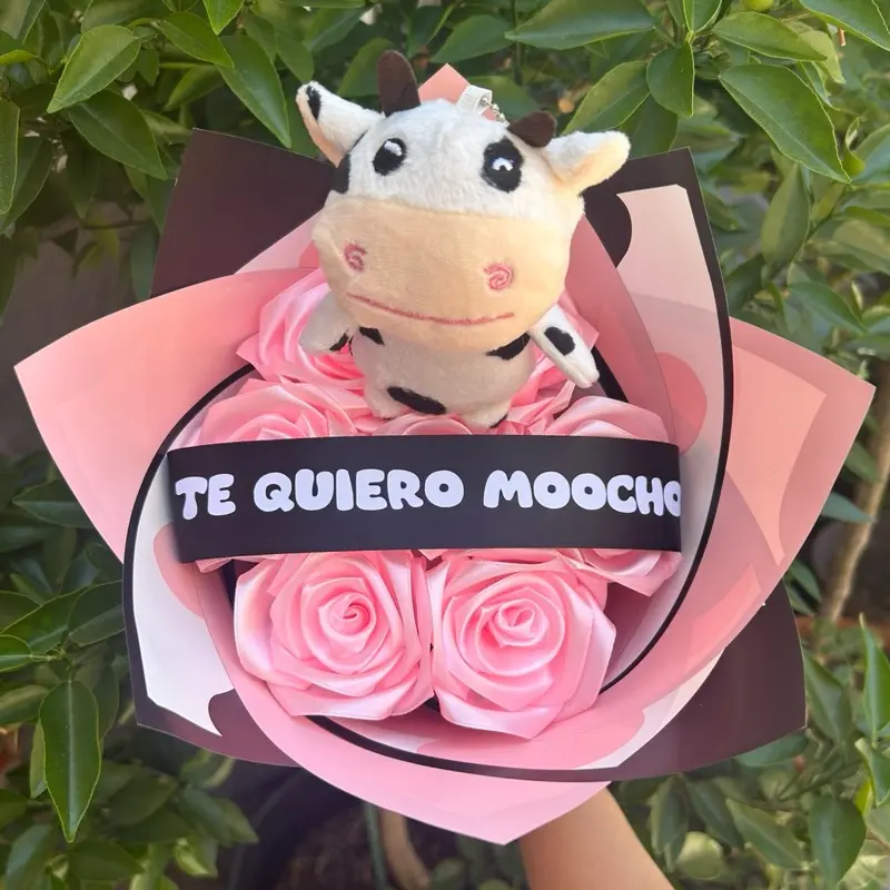 Te Quiero Moocho - I love moo   .. with keychain plush ..message for custom color or message
